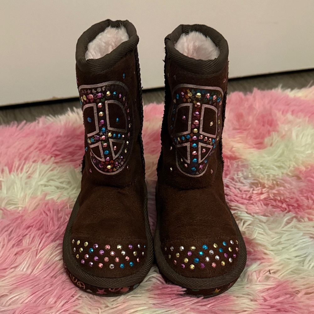Skechers Kids Brown Boots with Colorful Accents - Picture 4 of 8